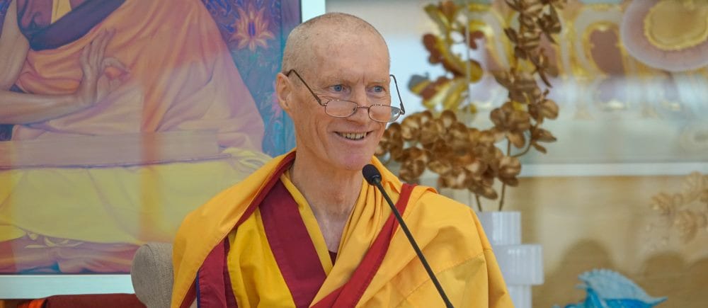 Week-end spécial avec Guèn-la Khyenrab: 6 pratiques pour transformer notre vie 19 Guèn-la Khyenrab, enseignant international de méditation et du bouddhisme kadampa